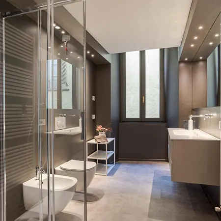 Funicolare - By Myhomeincomo * קומו