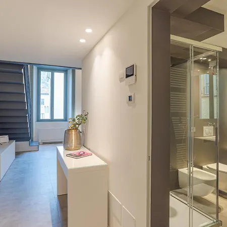 Funicolare - By Myhomeincomo Como