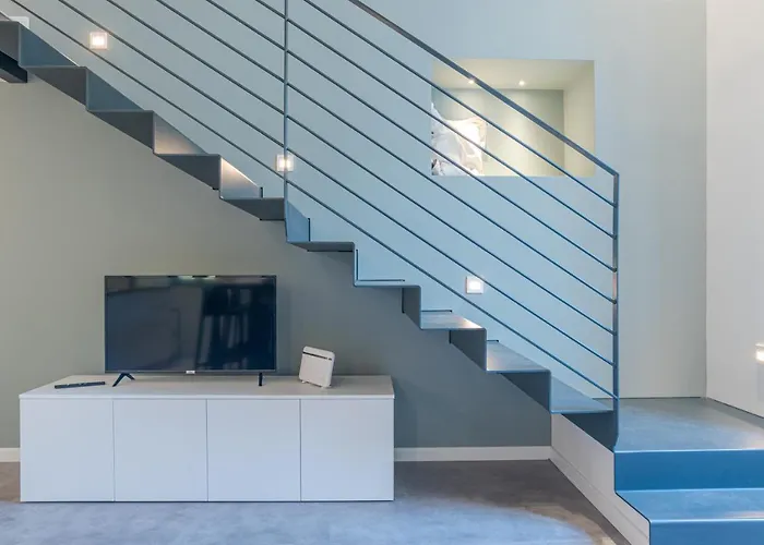 Funicolare - By Myhomeincomo 코모