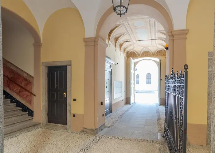 Funicolare - By Myhomeincomo Apartament *